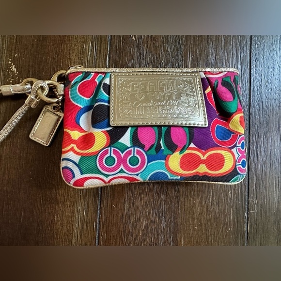 Coach poppy wristlet - Picture 9 of 15